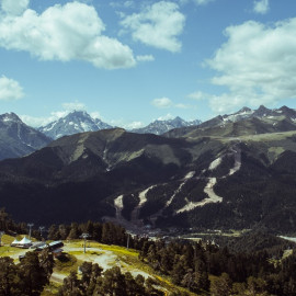 Пять новых горнолыжных трасс откроются на курорте «Архыз» зимой