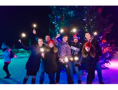 На курортах Северного Кавказа зажигаются огни новогодних елок