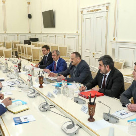 Сергей Меликов и Андрей Юмшанов обсудили механизмы господдержки инвестиционных проектов Дагестана