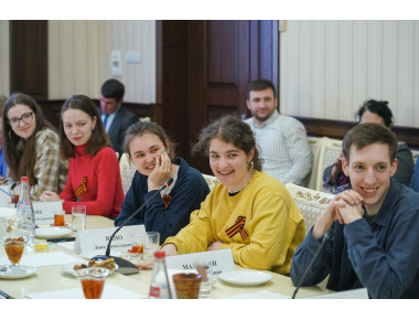 Студенты ВШЭ представили Александру Новаку проект развития Каспийского туркластера 