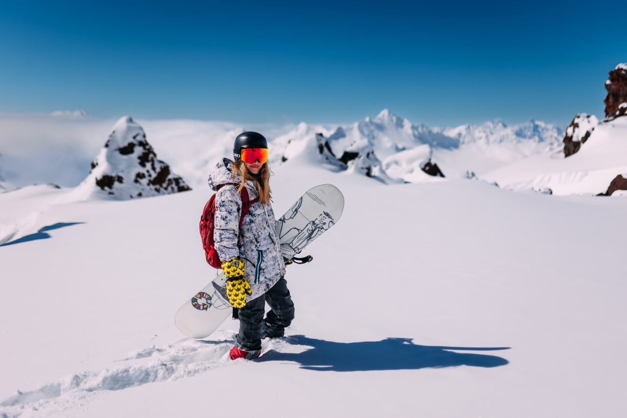 Курорт «Эльбрус» запустил предпродажи сезонных ски-пассов