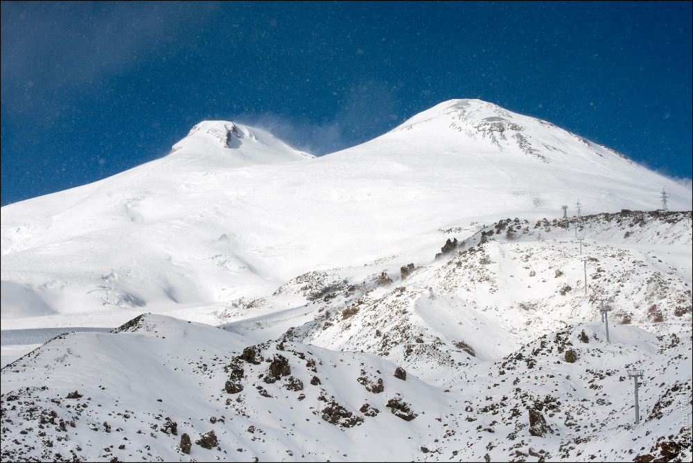 ТАСС: Восемь горнолыжных трасс четырех типов сложности построят на курорте "Эльбрус"